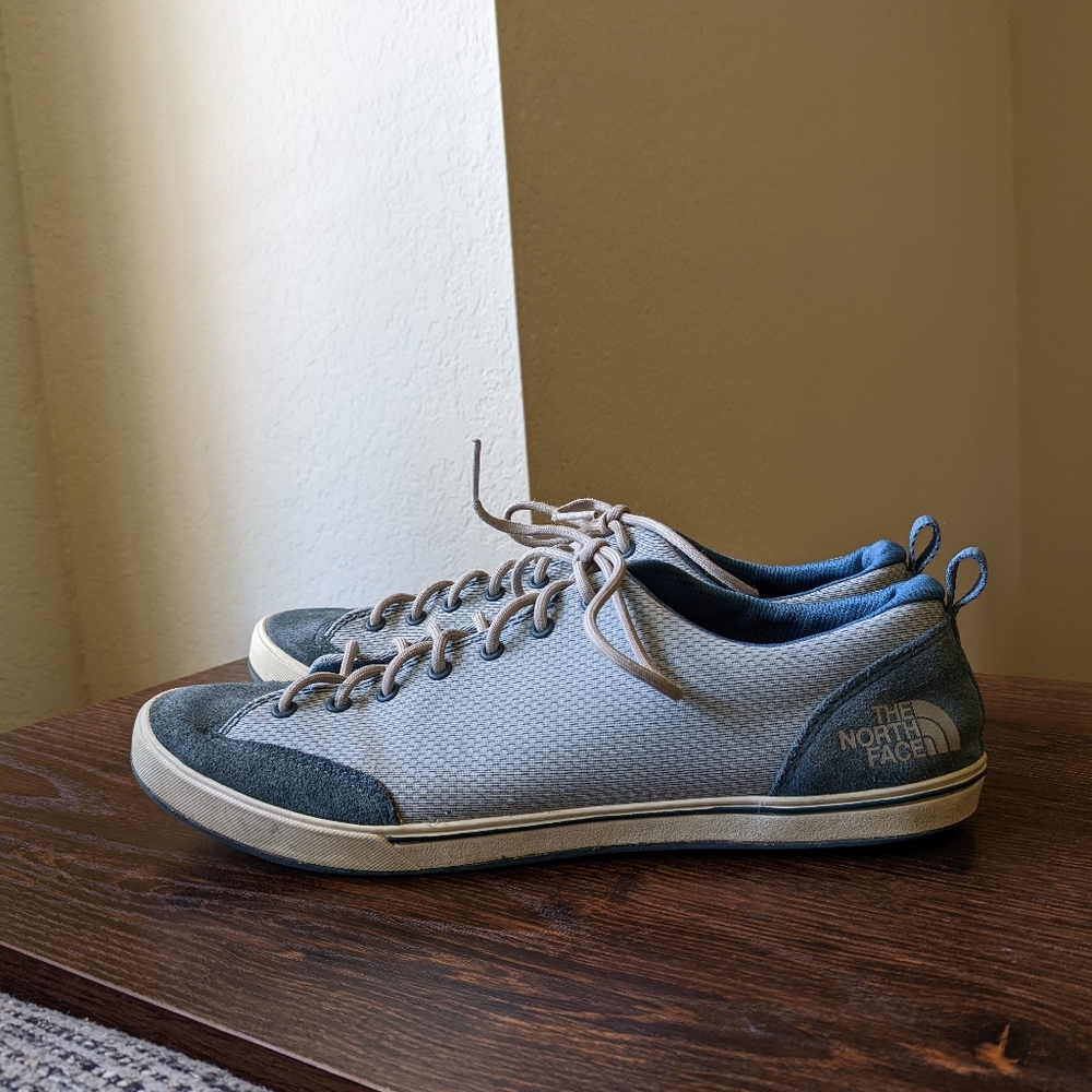 The North Face Blue Base Camp Approach Mesh  Sneaker Shoes